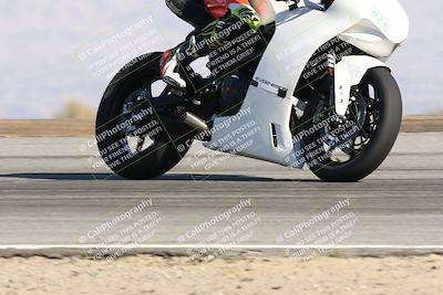 media/Dec-04-2025-Racers Edge (Thu) [[5ebc9f124d]]/3-B Group/4-Session 2 (Turn 9 Entry)/